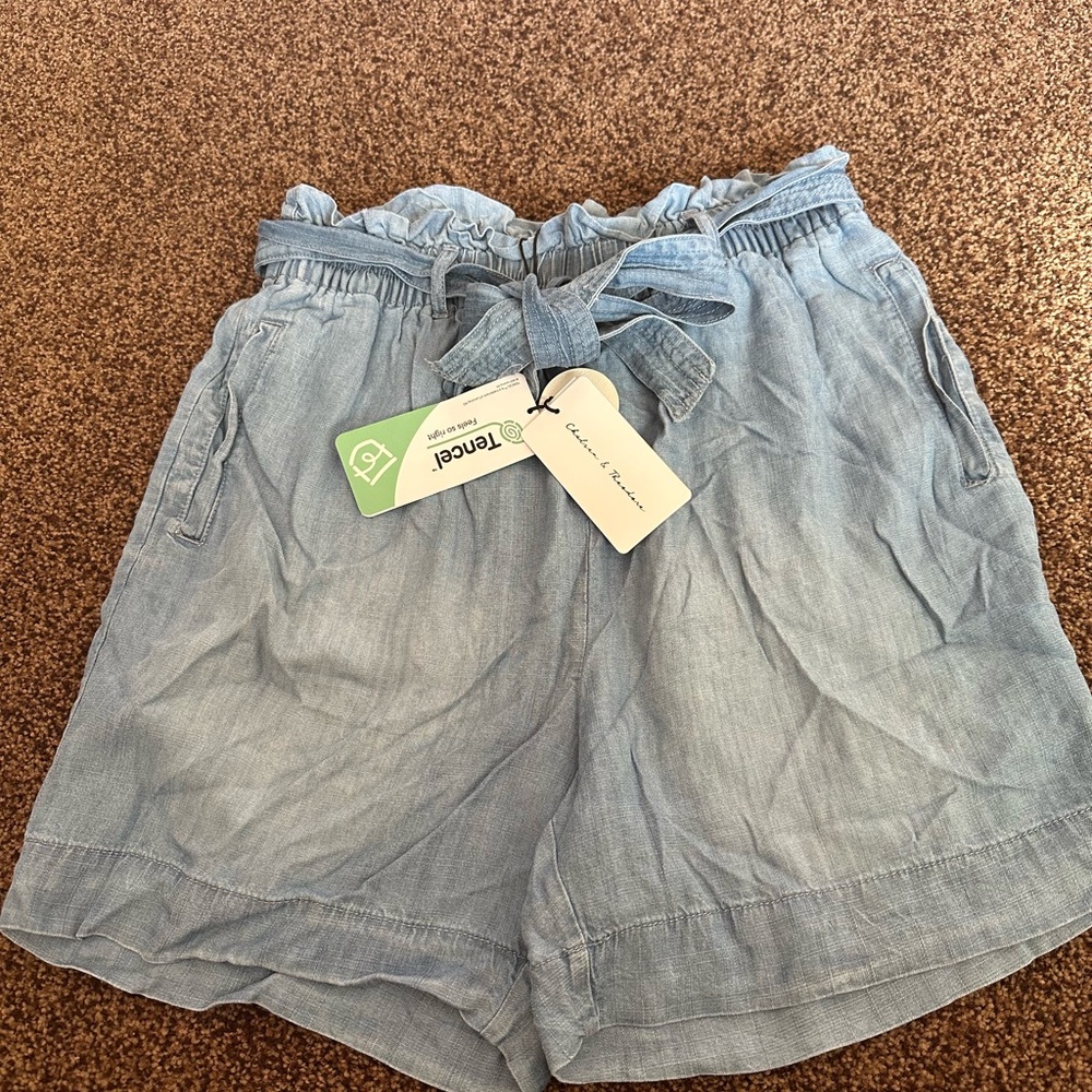Chelsea & Theodore High Waist Denim Blue Shorts